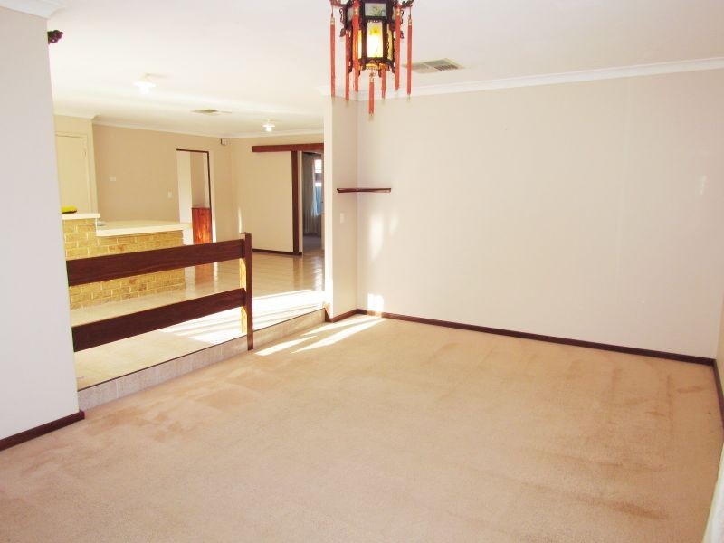 85 Keslake Way, Parkwood WA 6147