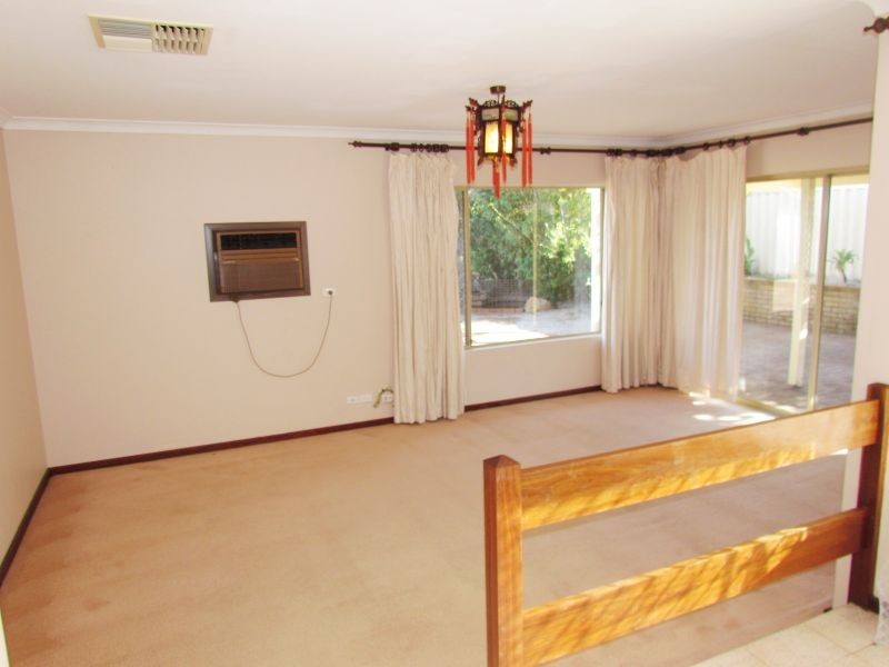 85 Keslake Way, Parkwood WA 6147