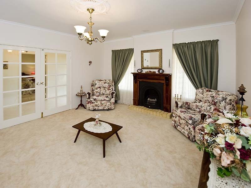 4 Cavella Court, Willetton WA 6155