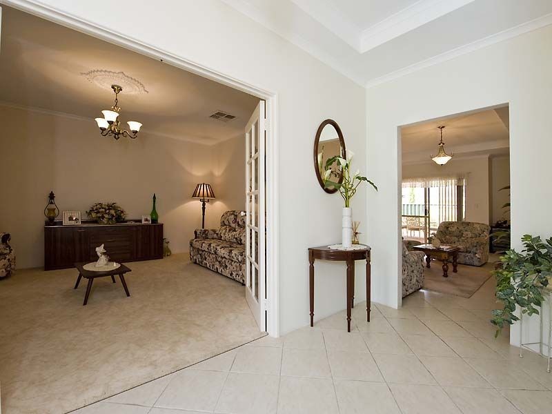 4 Cavella Court, Willetton WA 6155