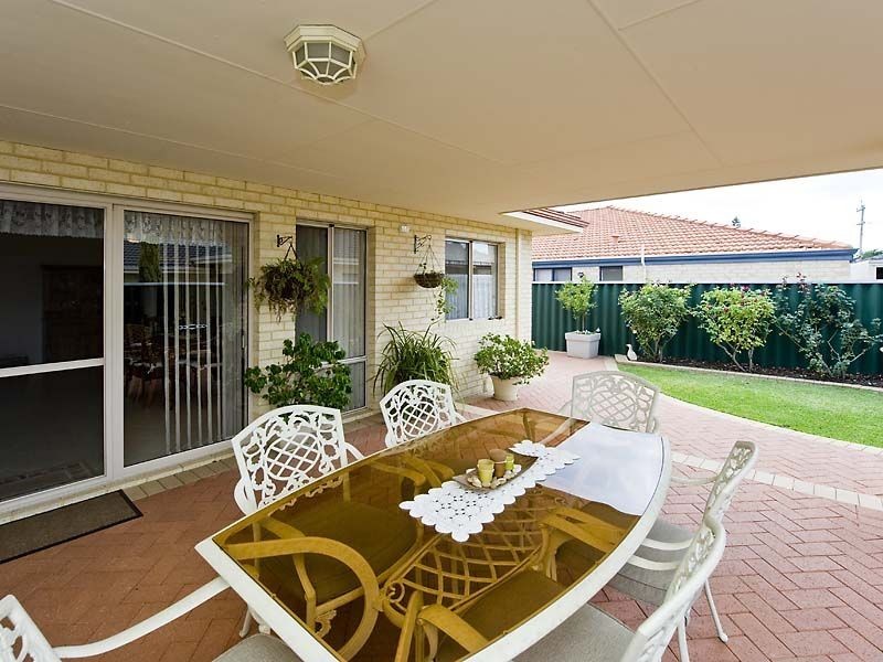 4 Cavella Court, Willetton WA 6155