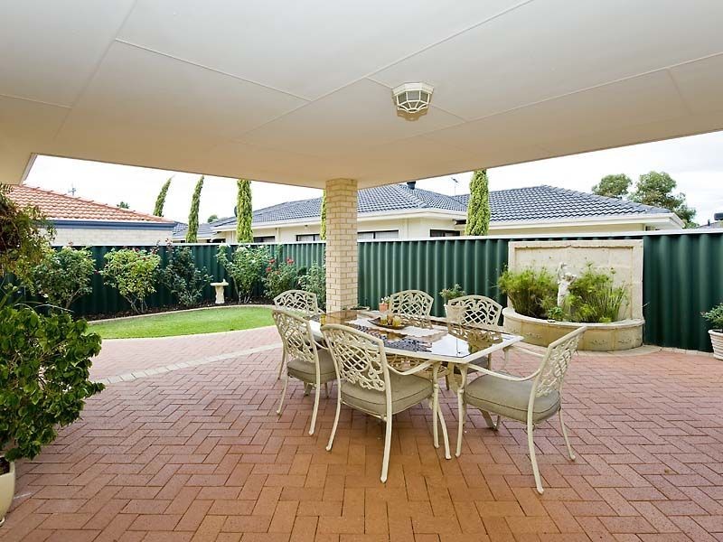 4 Cavella Court, Willetton WA 6155