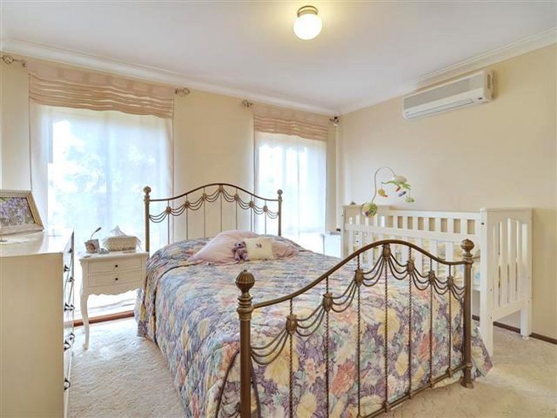 54 Dongala Way, Ferndale WA 6148