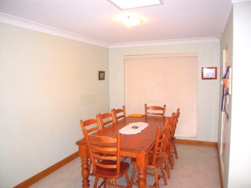 4 Fraser Road, Canning Vale WA 6155