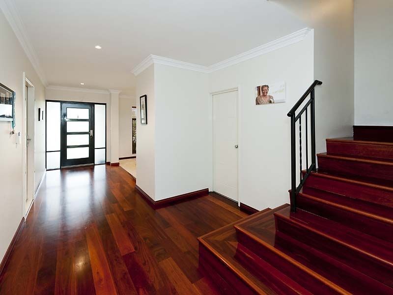 11 Pebble Bush Drive, Canning Vale WA 6155