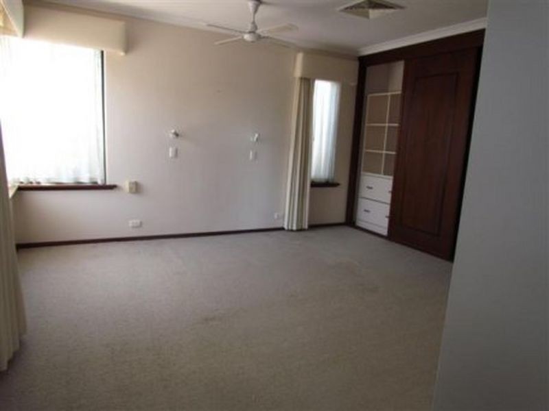 7 Riches Way, Bull Creek WA 6149