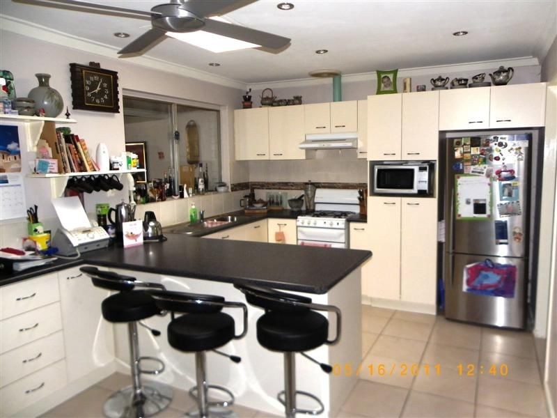 15 Clovertree Street, Maddington WA 6109