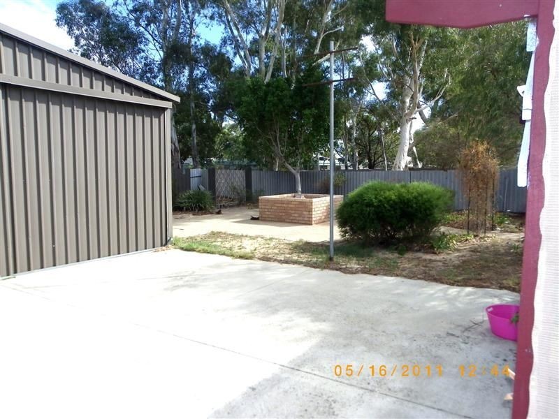 15 Clovertree Street, Maddington WA 6109