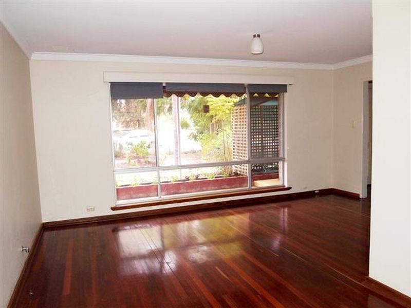 15 Manxton Way, Lynwood WA 6147