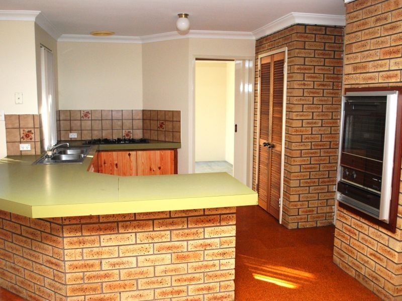 8 Newlyn Road, Willetton WA 6155