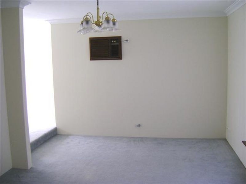 8 Newlyn Road, Willetton WA 6155