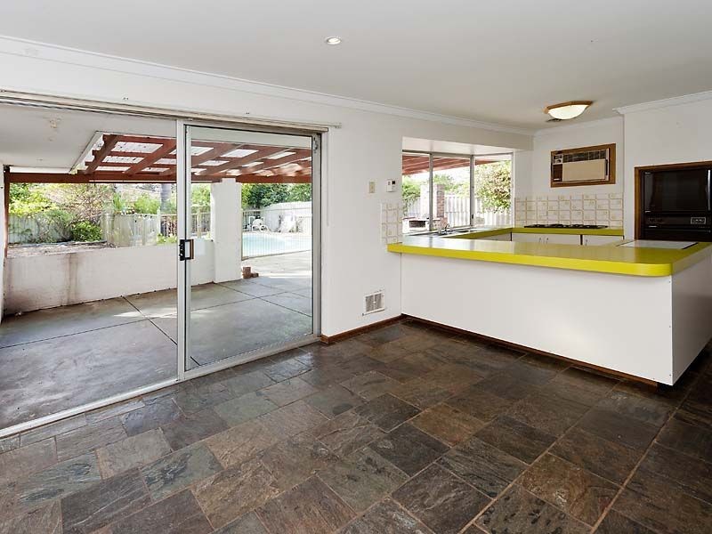 76 Apsley Road, Willetton WA 6155