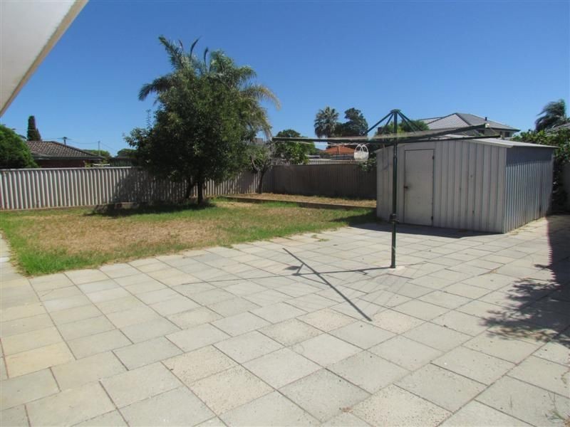 3 Sweeney Street, Kardinya WA 6163