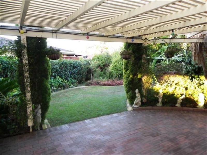 6 Sadko Close, Willetton WA 6155