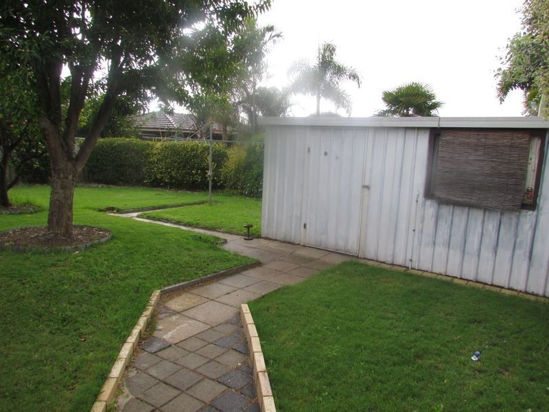 82 Burrendah Boulevard, Willetton WA 6155