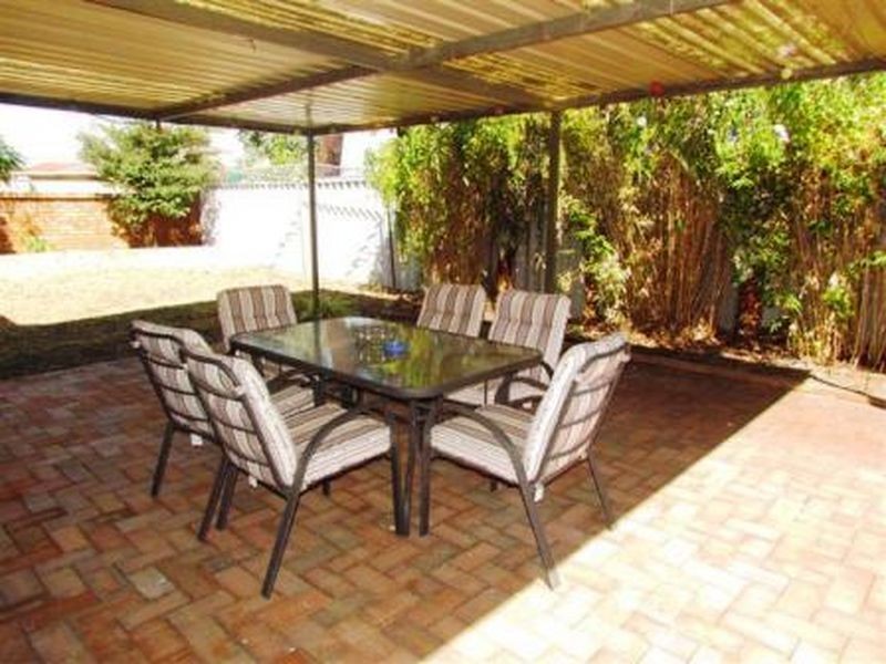 1/23 Golf Road, Parkwood WA 6147