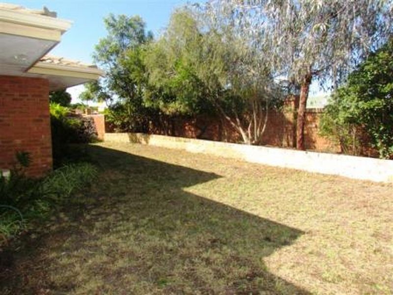 1/23 Golf Road, Parkwood WA 6147