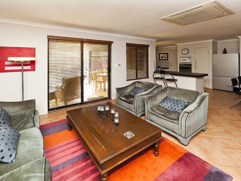 8a Allison Close, Willetton WA 6155