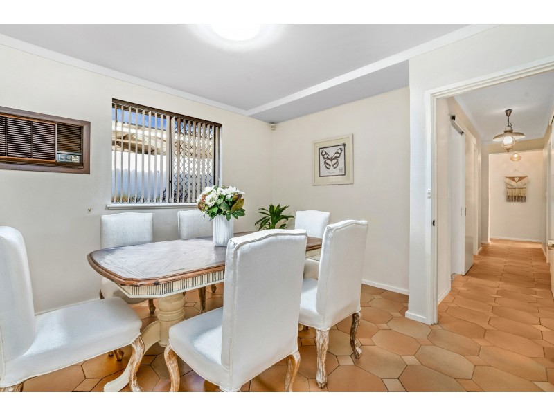 5 Vigors Avenue, Bull Creek WA 6149