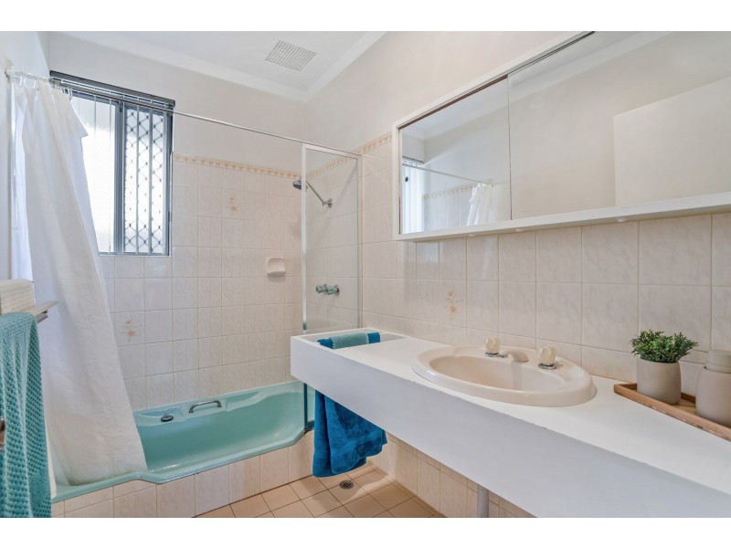 5 Vigors Avenue, Bull Creek WA 6149