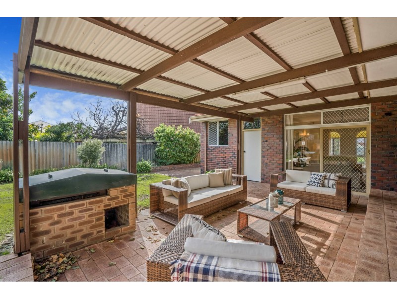 5 Vigors Avenue, Bull Creek WA 6149