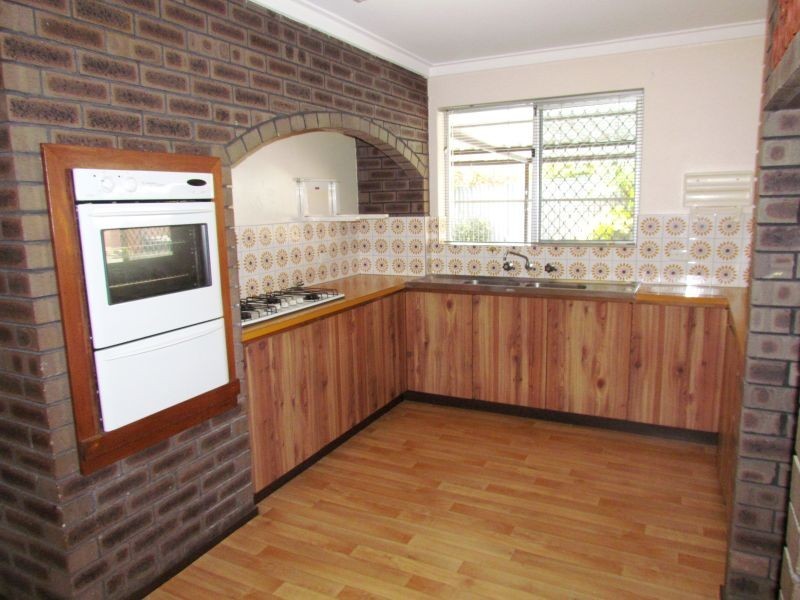 23 Burrendah Boulevard, Willetton WA 6155