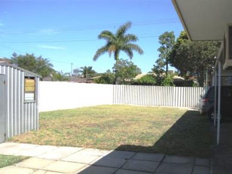 2 Zelkova Way, Parkwood WA 6147