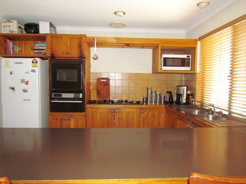 10 Kingsford Drive, Willetton WA 6155