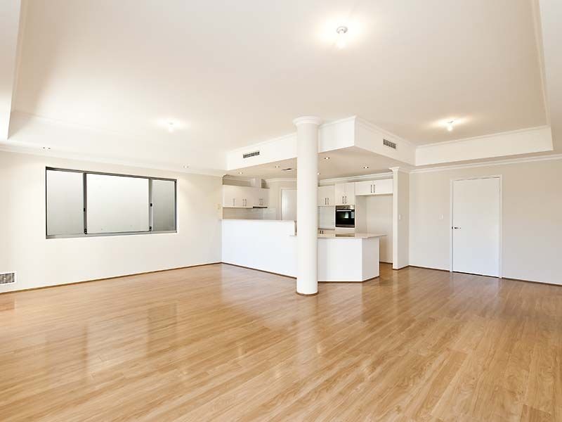 2/9 Surrey Road, Wilson WA 6107