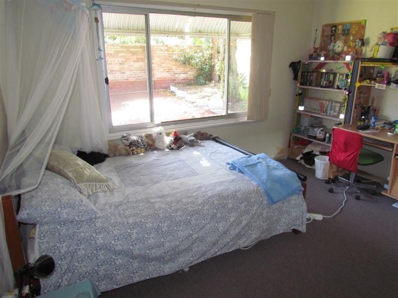 73 Arkwell Street, Willagee WA 6156