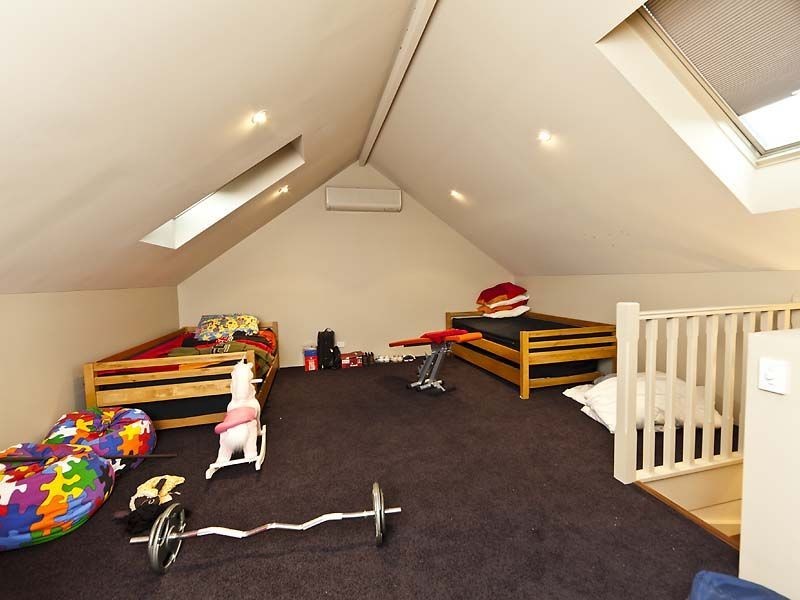 5 Dunbar Way, Canning Vale WA 6155