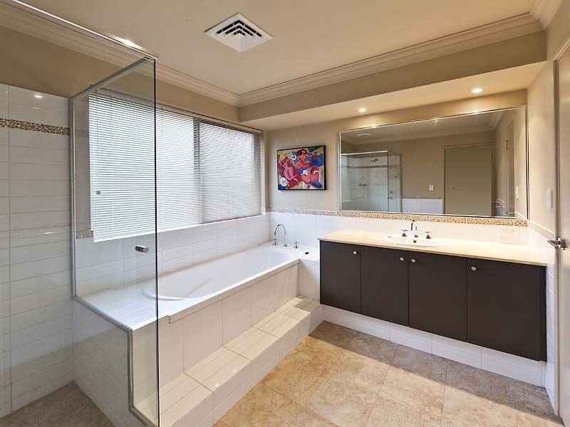 5 Dunbar Way, Canning Vale WA 6155