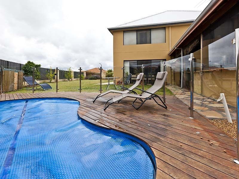 5 Dunbar Way, Canning Vale WA 6155