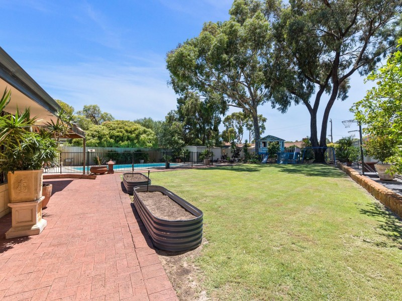 12 Kelly Place, Willetton WA 6155