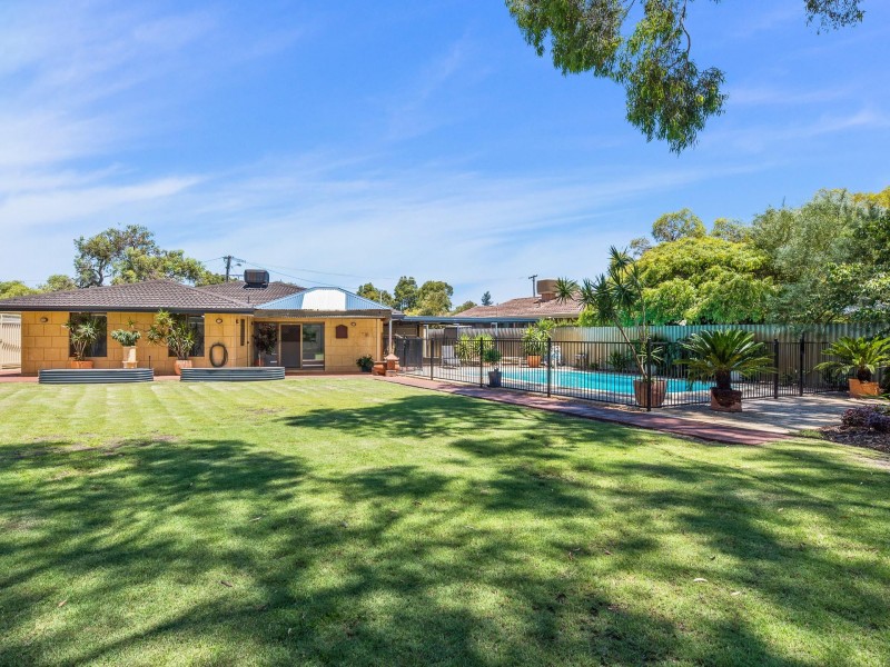12 Kelly Place, Willetton WA 6155