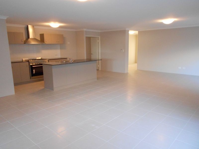 22 Bagatelle Road, Landsdale WA 6065