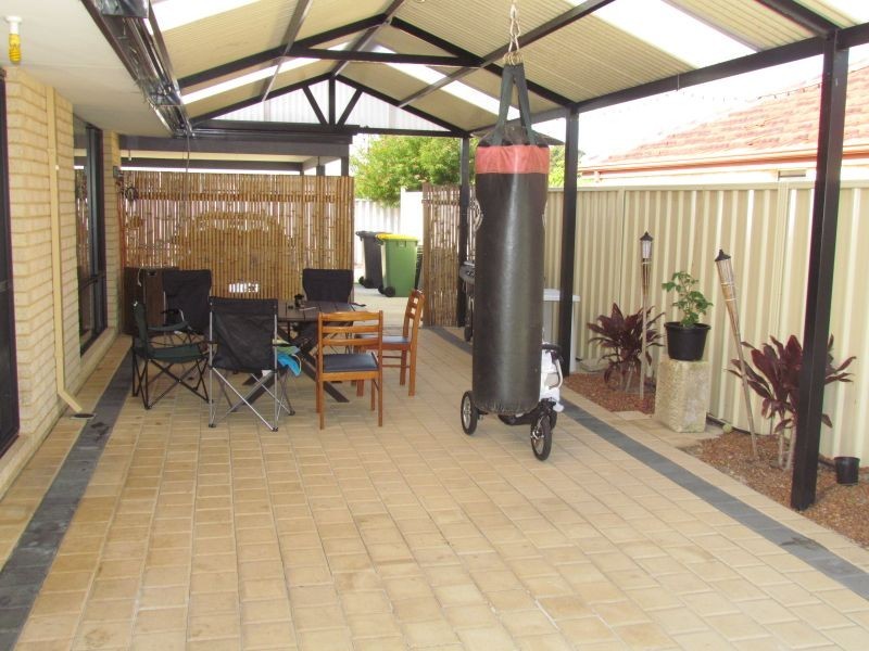 11 Eyebright Court, Huntingdale WA 6110