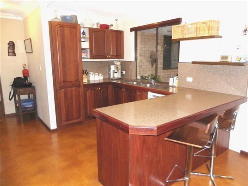 40 Sinian Crescent, Willetton WA 6155