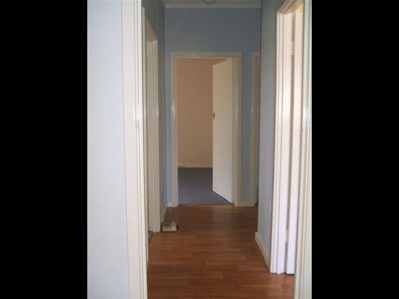 5 Waldon Street, Wilson WA 6107