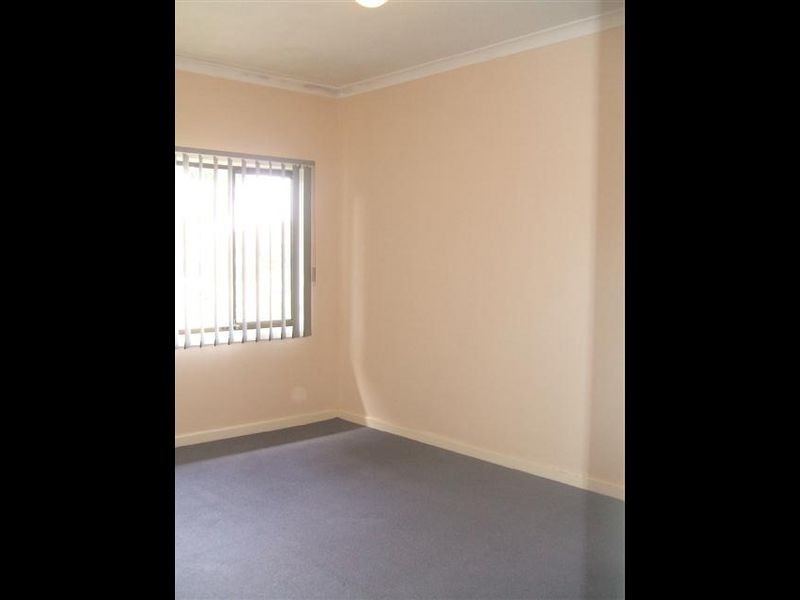 5 Waldon Street, Wilson WA 6107