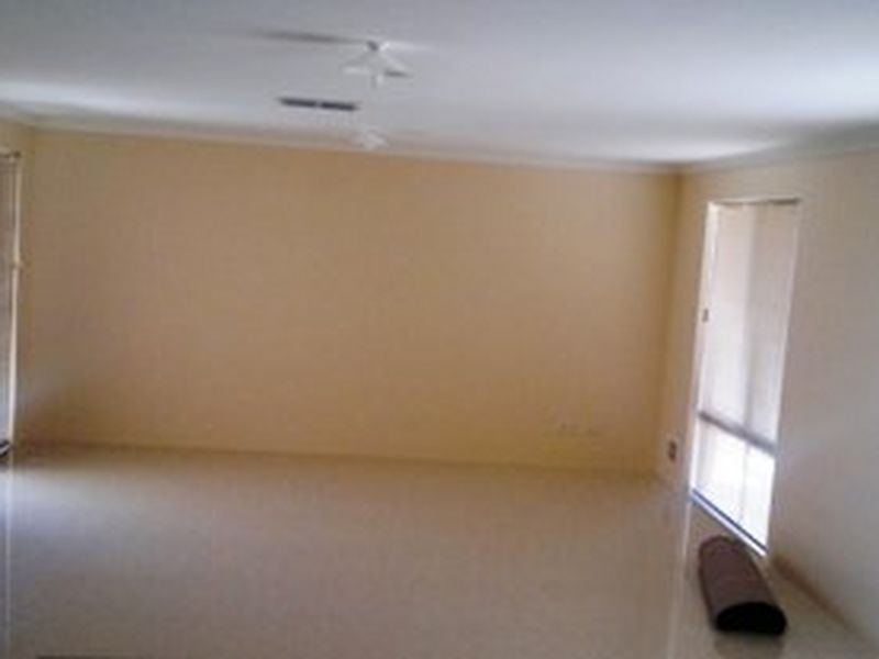 17 Biddiarra Bend, Southern River WA 6110