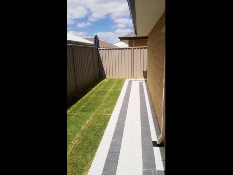 17 Biddiarra Bend, Southern River WA 6110