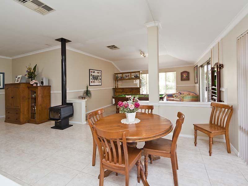 31 Feltbush Mews, Canning Vale WA 6155