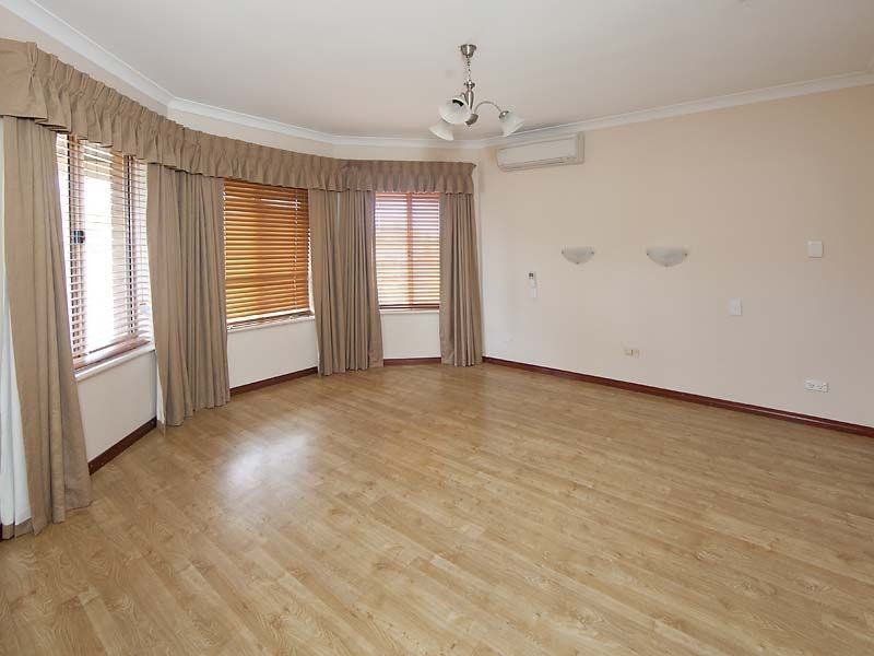 63 Spyglass Circle, Canning Vale WA 6155