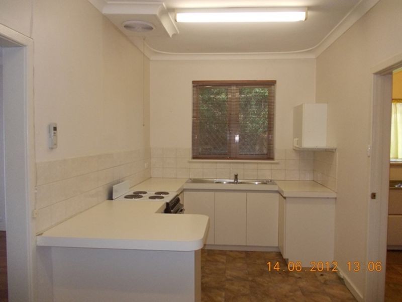 7 Veronica Street, Riverton WA 6148