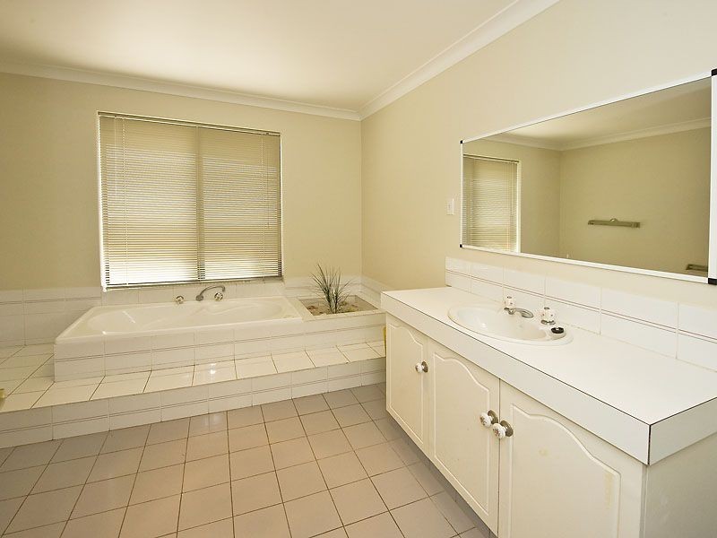 12 Hornet Rise, Willetton WA 6155