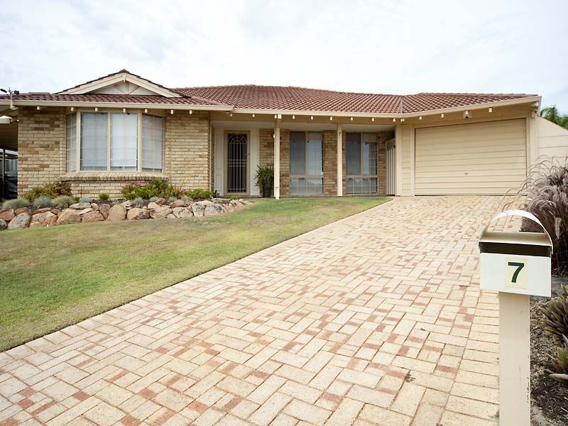 7 Kim Close, Willetton WA 6155