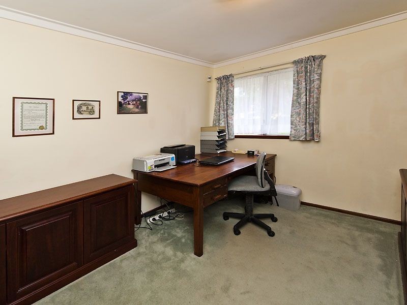 31 Crufts Way, Canning Vale WA 6155