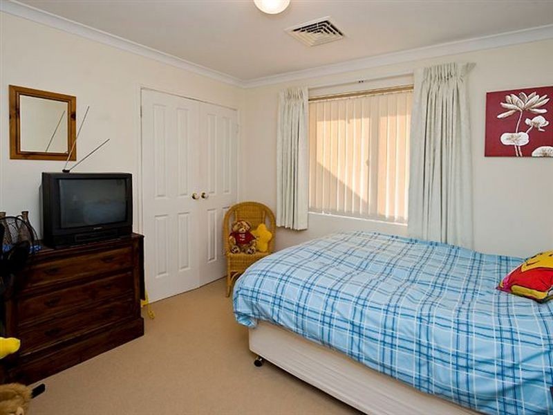 3 Corbel Street, Shelley WA 6148