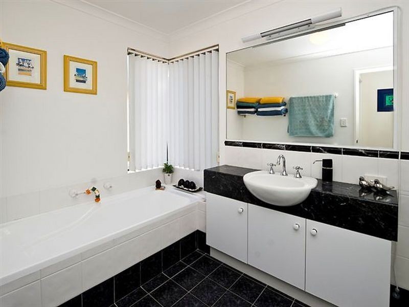 3 Corbel Street, Shelley WA 6148